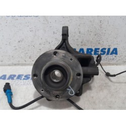 Peugeot - 208 - Knuckle, front right