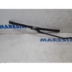Peugeot - 208 - Front wiper arm