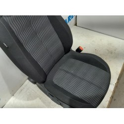Peugeot - 308 - Sitz rechts
