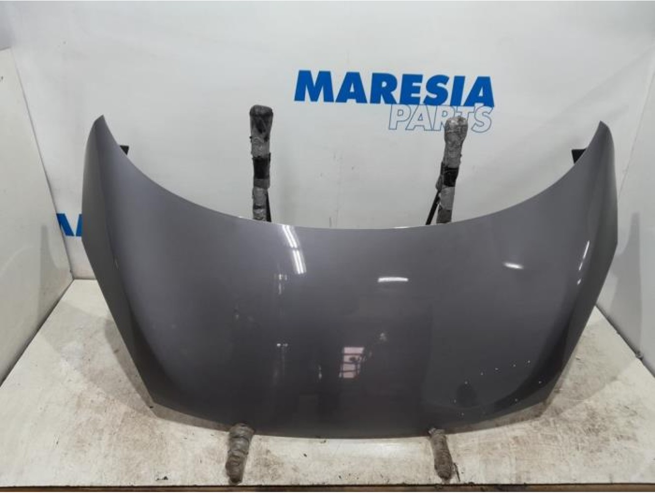 Renault - Grand Scenic - Motorhaube