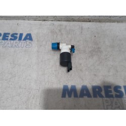 Peugeot - Partner - Scheibensprüherpumpe vorne