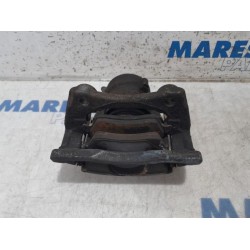 Renault - Clio - Front brake calliper, left