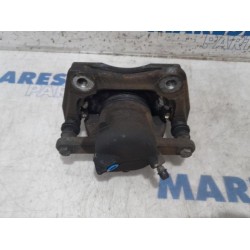 Renault - Clio - Front brake calliper, left