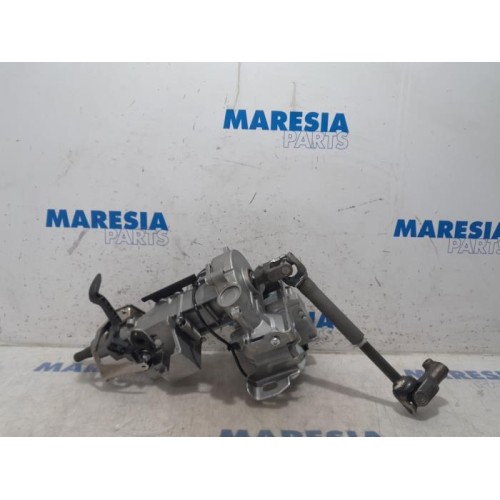 Renault - Clio - Steering column housing