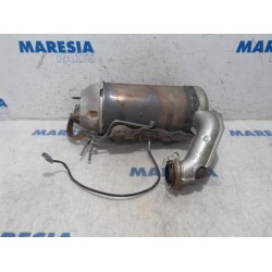 Renault - Clio - Front wiper arm