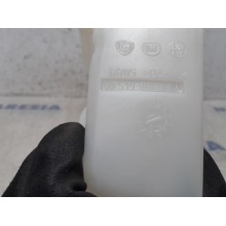 Fiat - Panda - Front windscreen washer reservoir