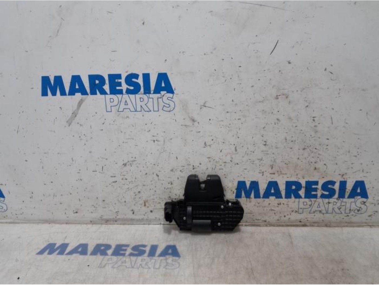 Citroen - C-Elysee - Boot lid lock mechanism