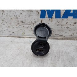 Citroen - C-Elysee - AUX/USB aansluiting