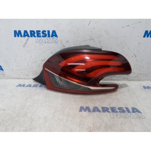 Peugeot - 208 - Taillight, right