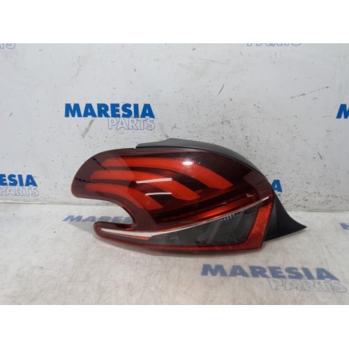 Peugeot - 208 - Taillight, left