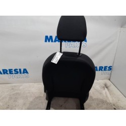 Peugeot - 208 - Sitz links