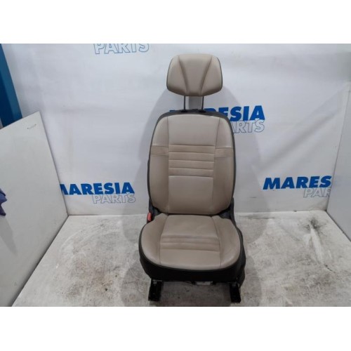 Renault - Grand Scenic - Stoel links