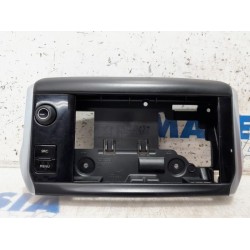 Peugeot - 208 - Radio omlijsting