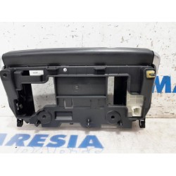 Peugeot - 208 - Radio omlijsting