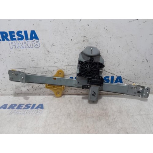Renault - Clio - Window mechanism 4-door, front right