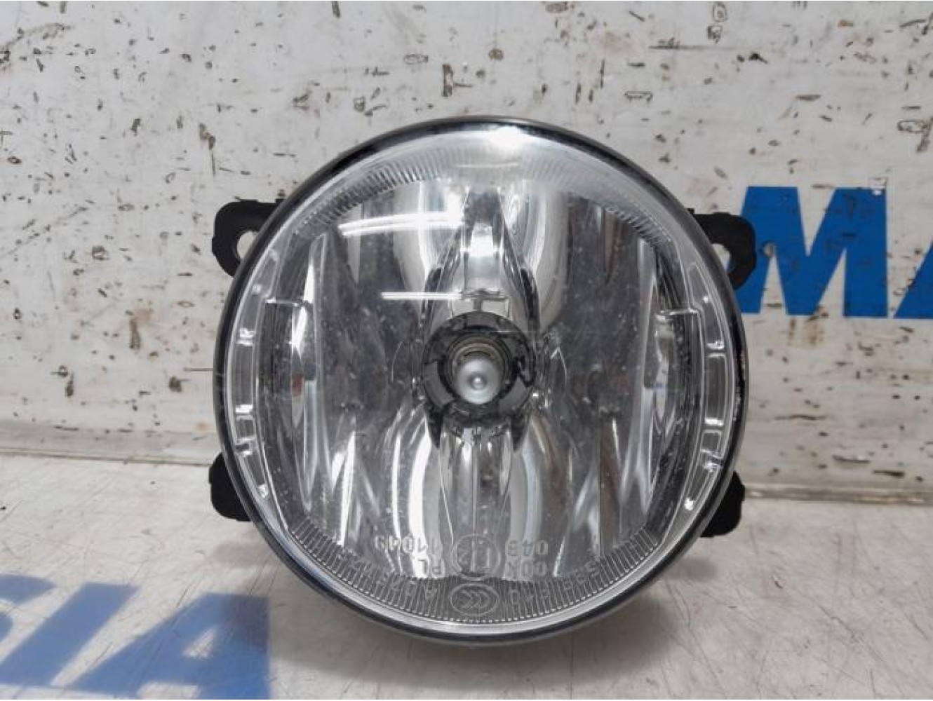 Renault - Clio - Fog light, front left