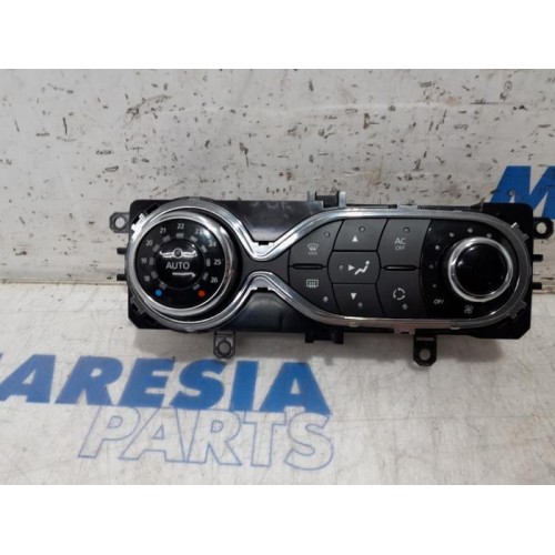 Renault - Clio - Heater control panel