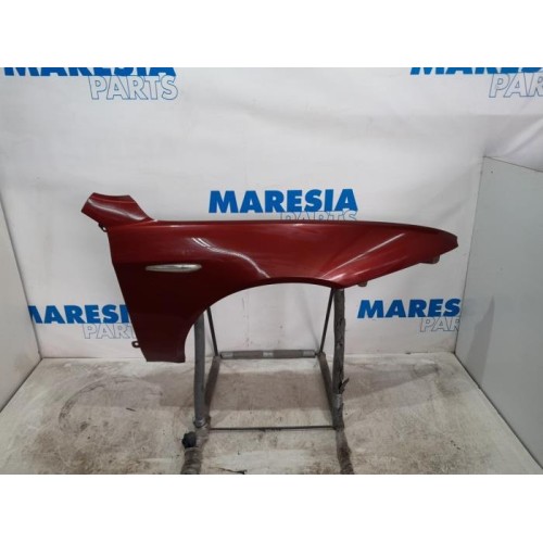 Alfa Romeo - 159 - Front wing, right