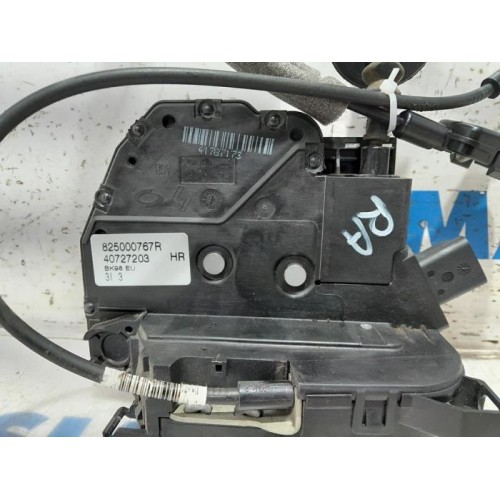 Renault - Clio - Rear door mechanism 4-door, right