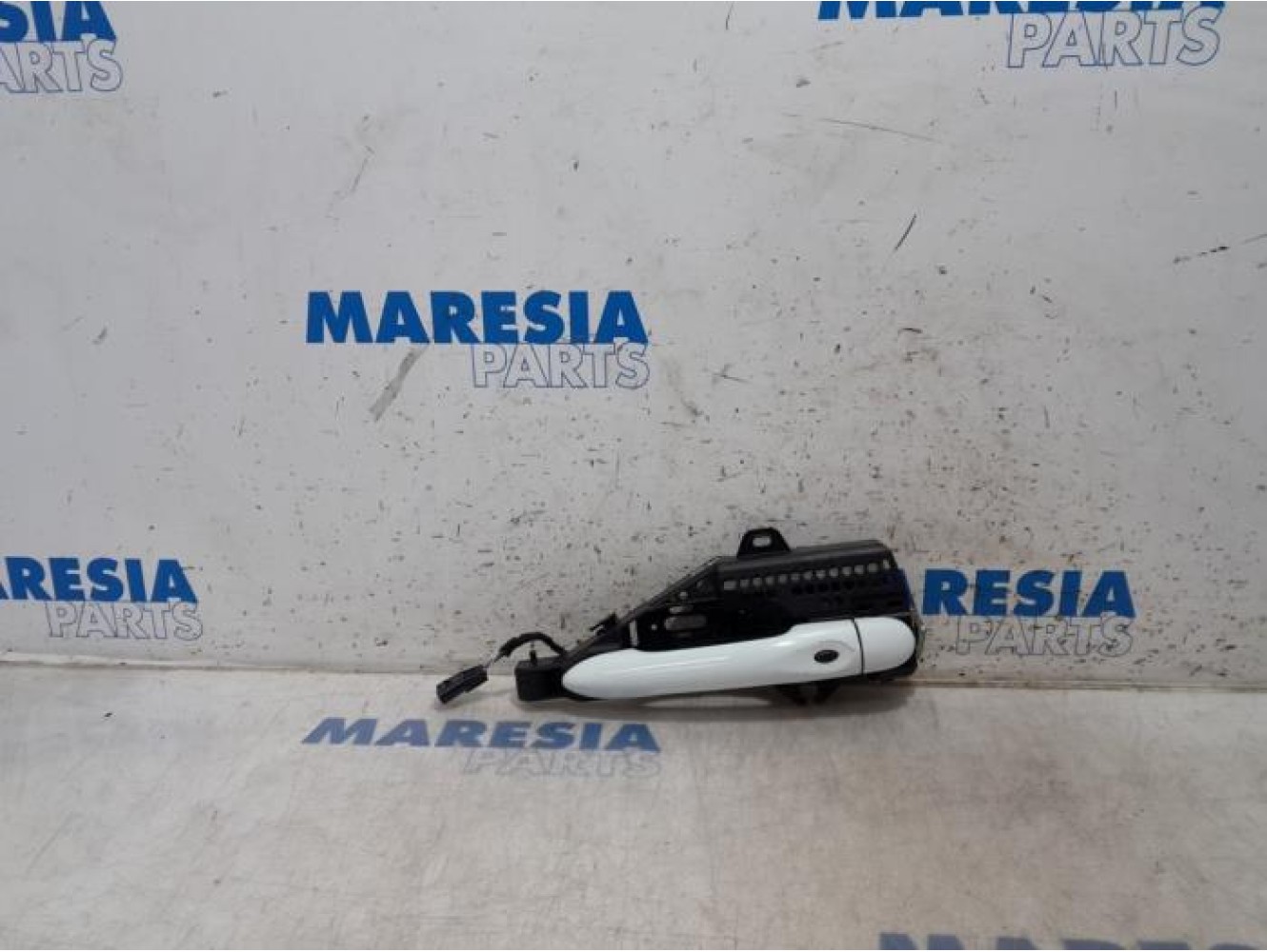 Renault - Clio - Front door handle 4-door, right