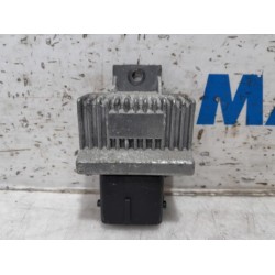 Renault - Clio - Glow plug relay