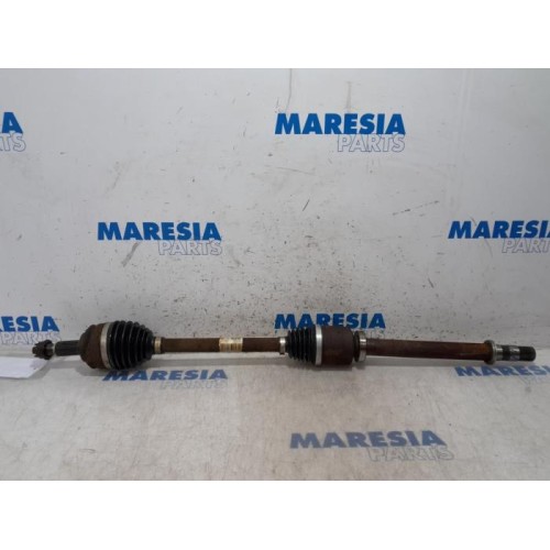Renault - Grand Scenic - Front drive shaft, right