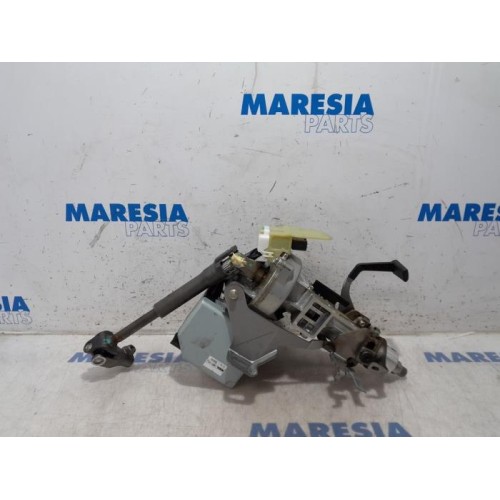 Renault - Grand Scenic - Steering column housing