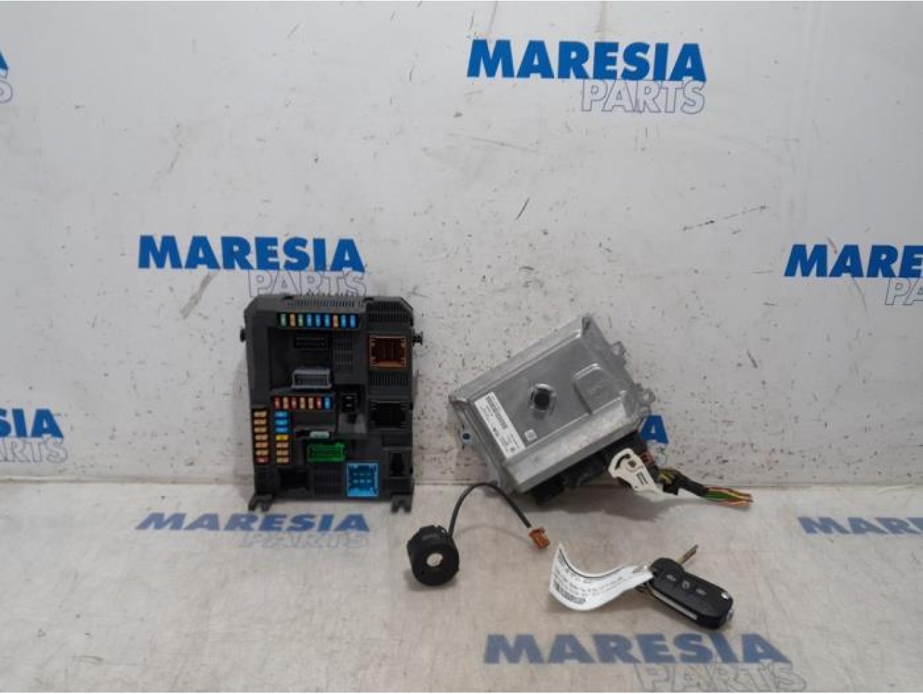 Peugeot - 208 - Engine management computer