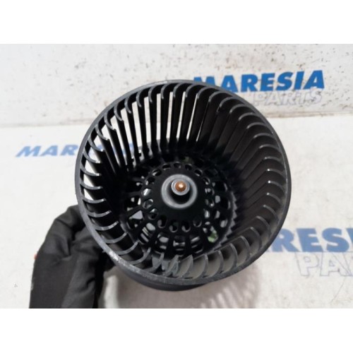 Peugeot - 208 - Heating and ventilation fan motor