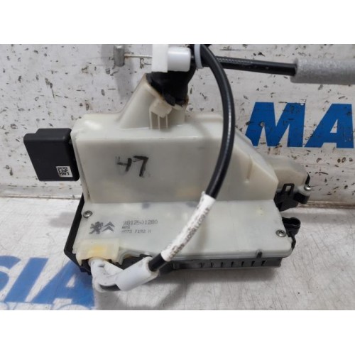 Peugeot - 208 - Rear door lock mechanism 4-door, left