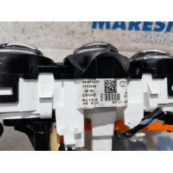Peugeot - 208 - Panneau de commandes chauffage