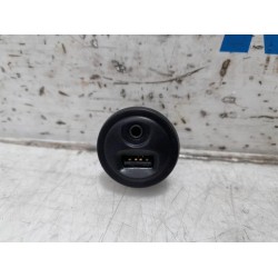 Peugeot - 208 - AUX/USB aansluiting