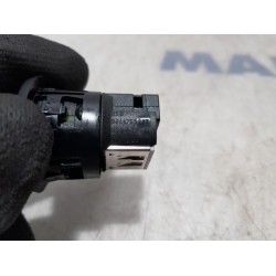 Peugeot - 208 - AUX/USB aansluiting