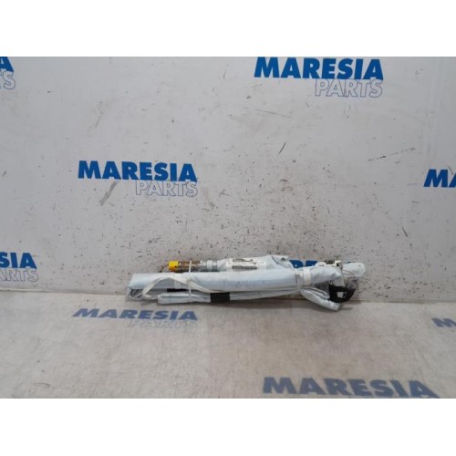 Peugeot - 208 - Airbag hemel links
