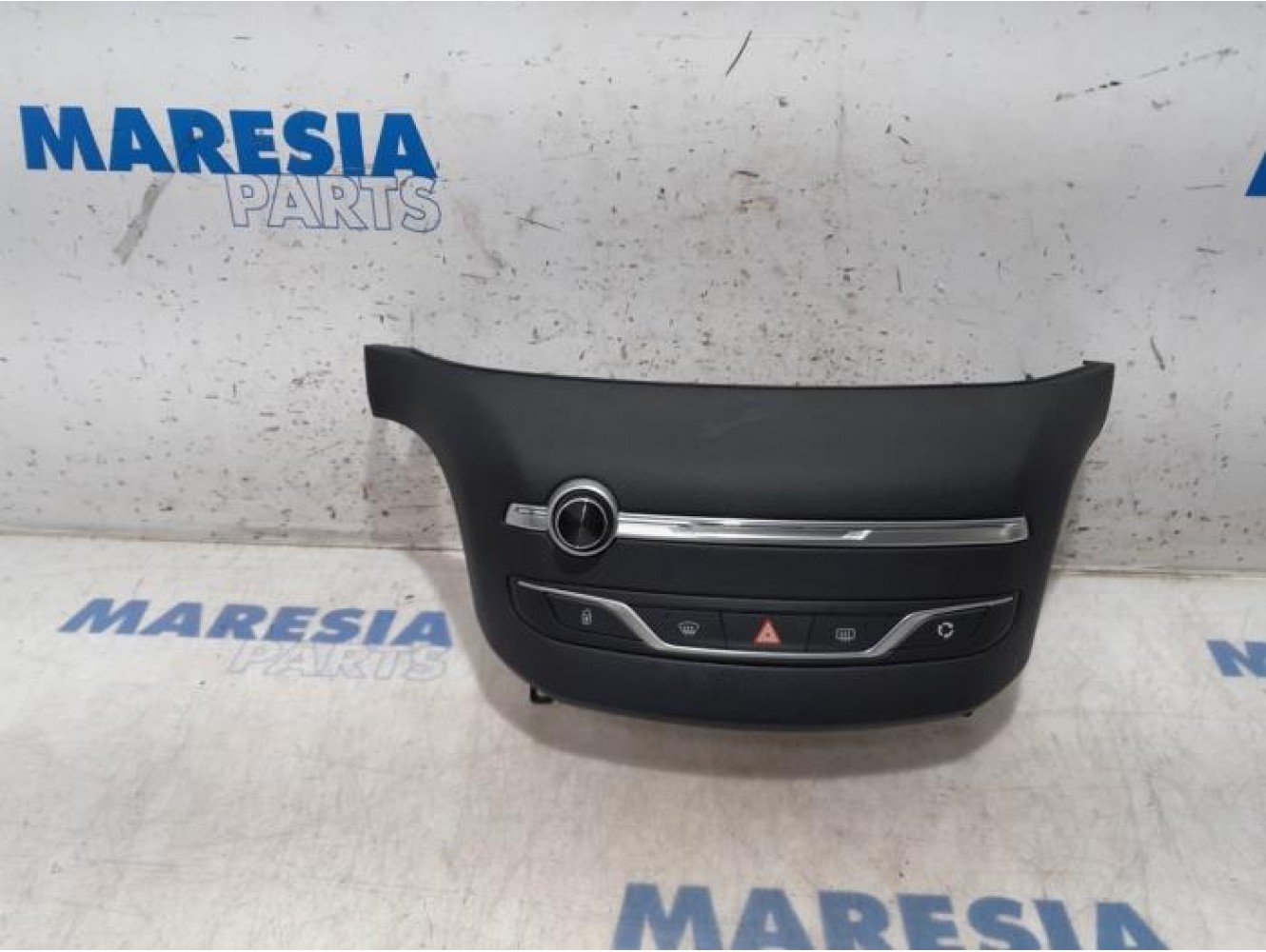 Peugeot - 308 - Radio control panel