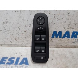 Peugeot - 308 - Multi-functional window switch