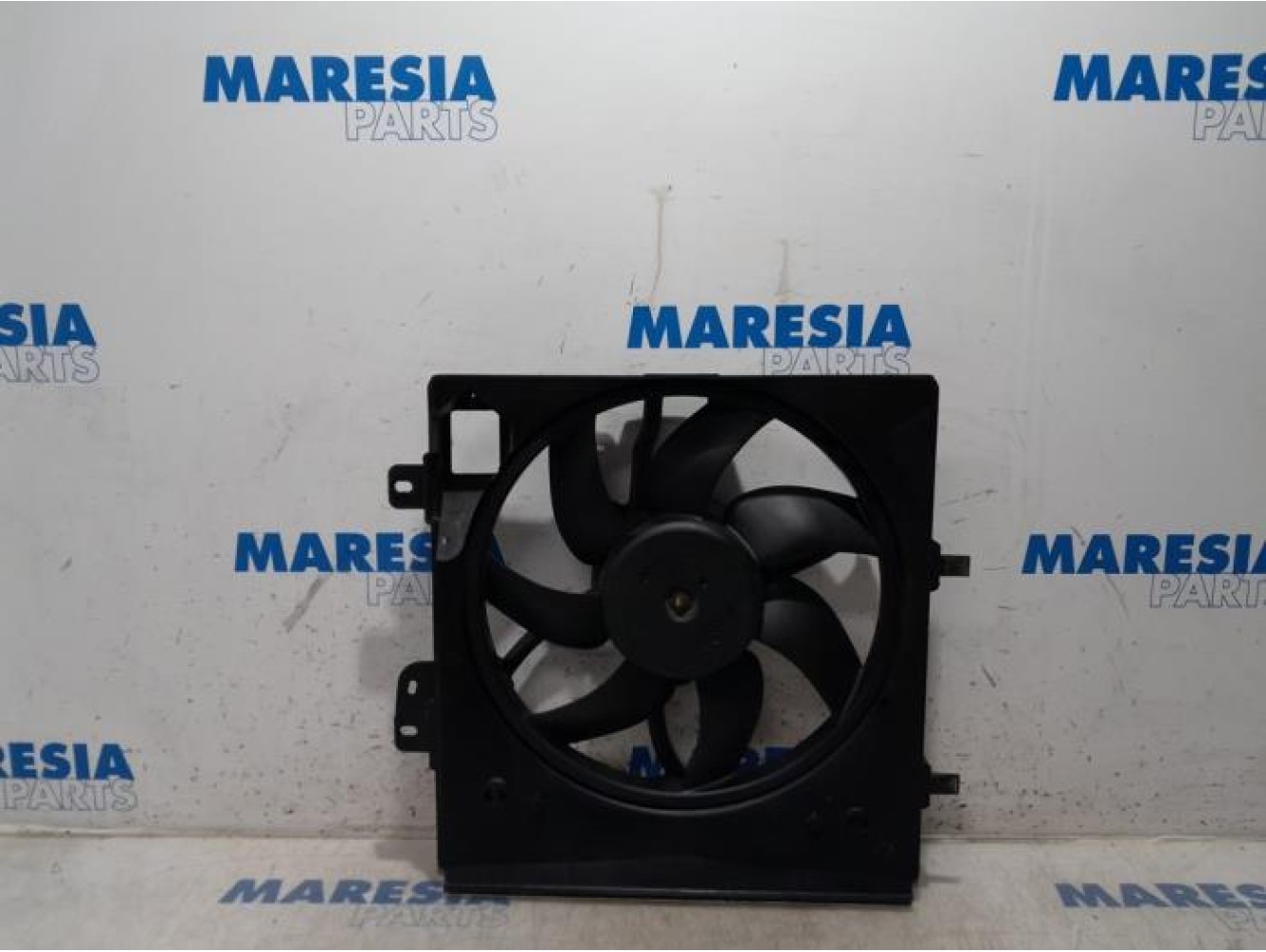 Peugeot - 208 - Fan motor