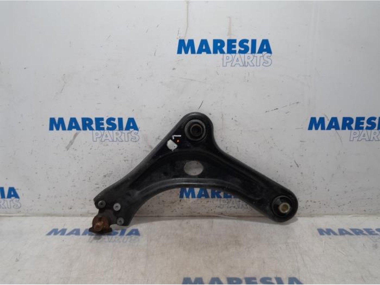Peugeot - 208 - Front lower wishbone, left