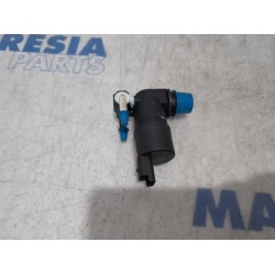 Peugeot - 208 - Scheibensprüherpumpe vorne