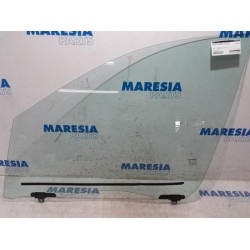 Renault - Grand Scenic - Door window 4-door, front left