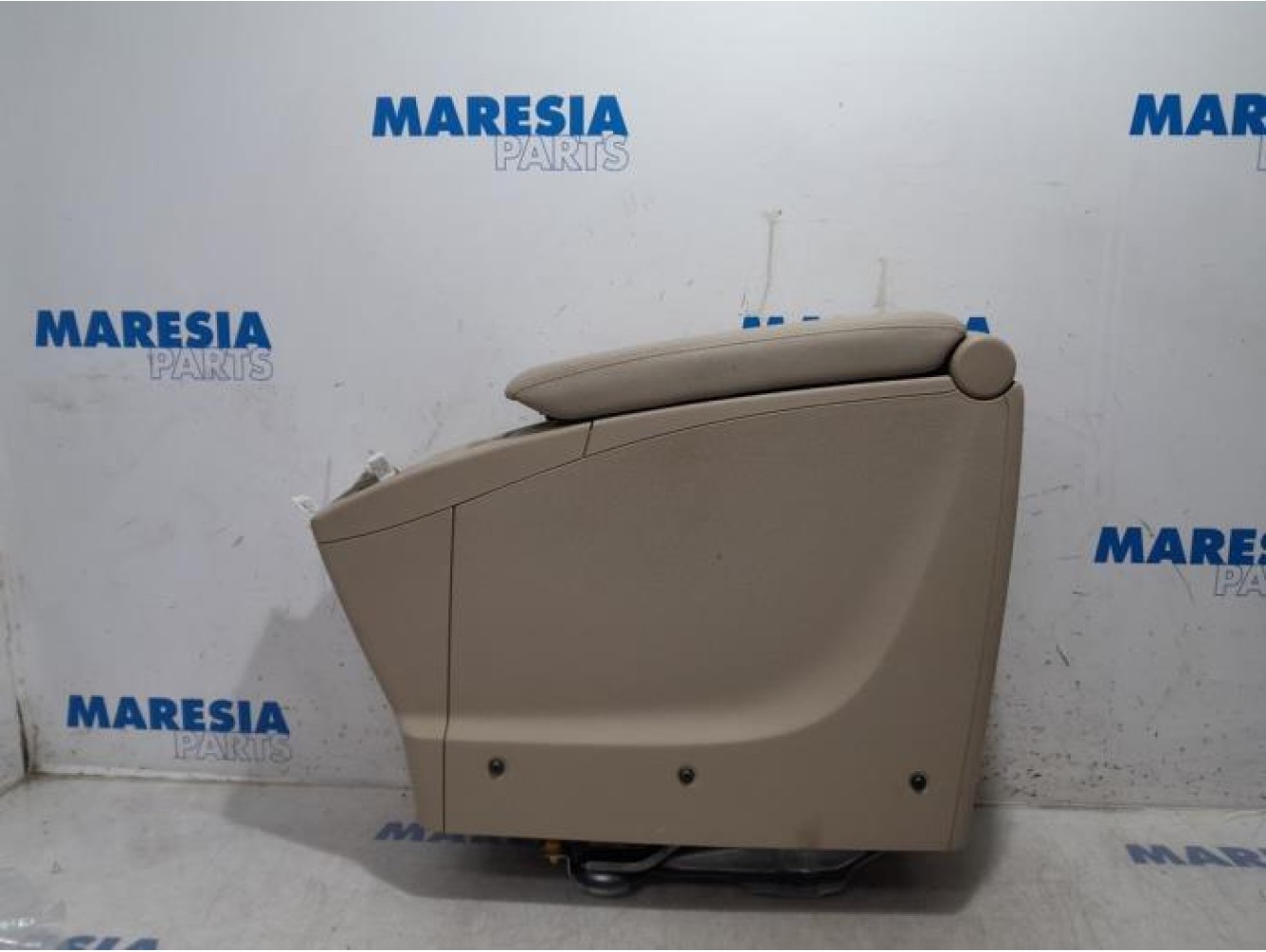 Renault - Grand Scenic - Middle console