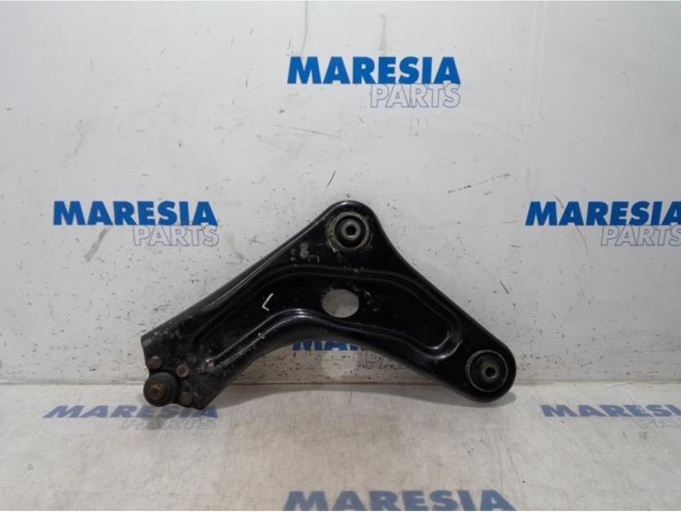 Peugeot - 207 - Querlenker unten links vorne