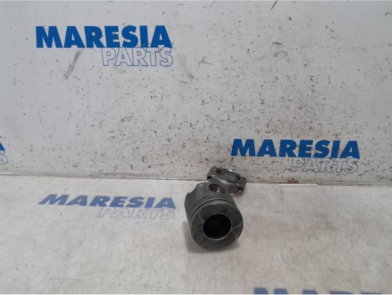 Fiat - Doblo - Connecting rod