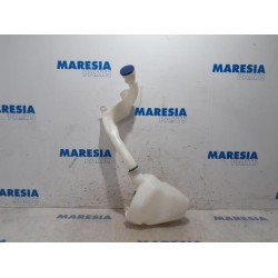 Peugeot - 207 - Front windscreen washer reservoir