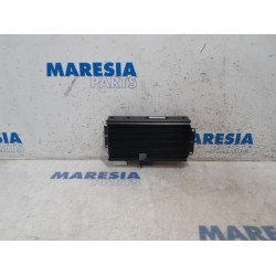 Peugeot - 207 - Radio amplifier