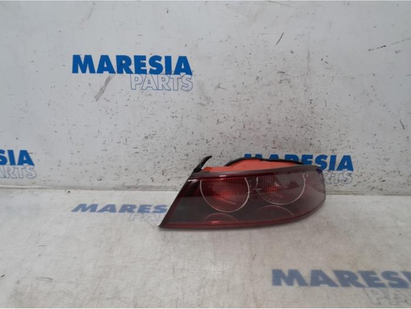 Alfa Romeo - 159 - Taillight, right