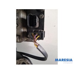 Peugeot - 207 - Power steering box