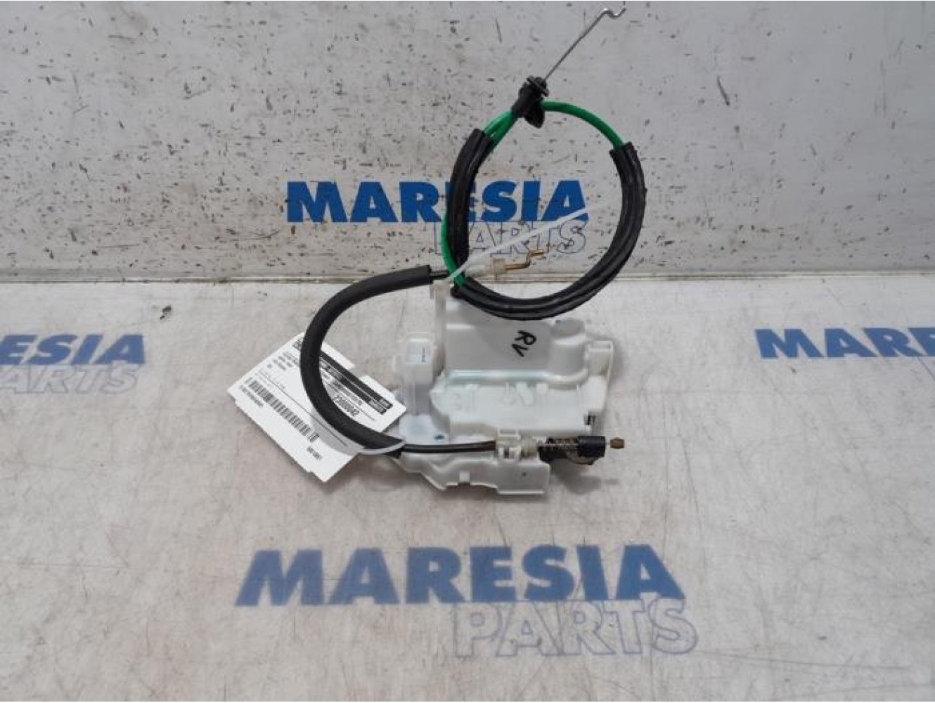 Alfa Romeo - 159 - Front door lock mechanism 4-door, right