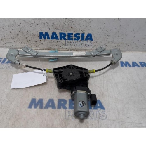 Alfa Romeo - 159 - Rear door window mechanism 4-door, right