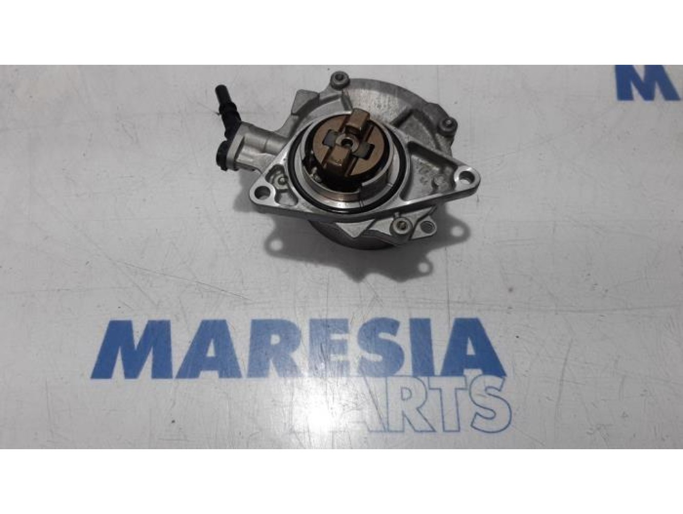 Peugeot - 5008 - Vacuum pump (petrol)